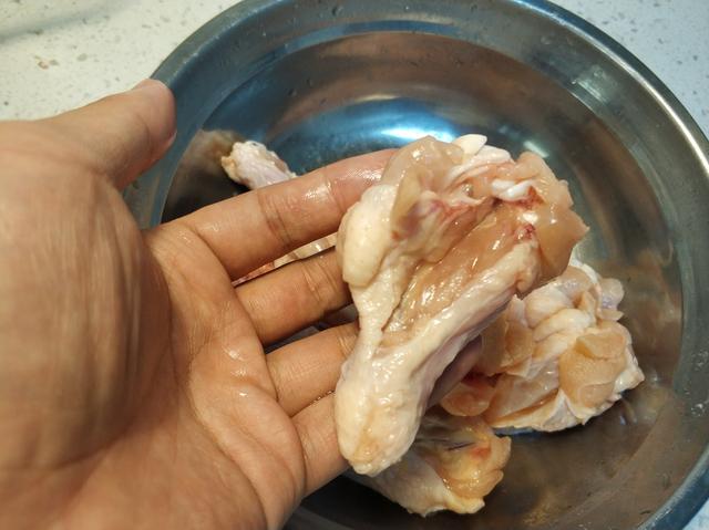 奥尔良炸鸡做法不裹粉,正宗奥尔良炸鸡做法(3)