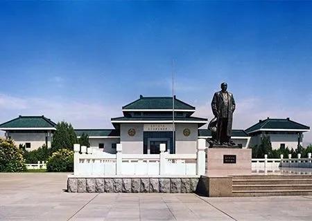 内蒙古革命烈士陵园,内蒙古烈士陵园里面的图片(2)