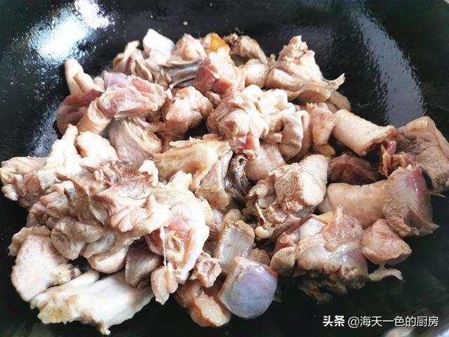 王刚炖鸡肉的家常做法视频,王刚炖鸡肉汤的家常做法视频(3)