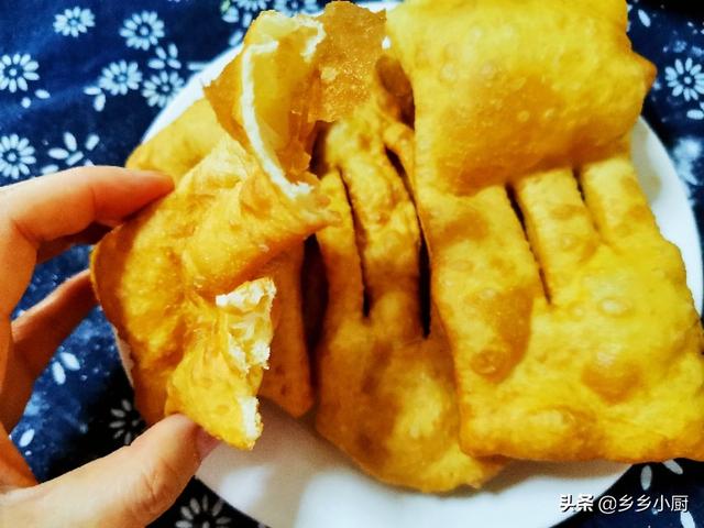 老北京炸油饼的做法放苏打粉,小苏打烙饼的做法大全(3)