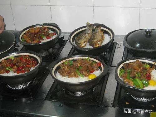 懒人窝蛋牛肉煲仔饭做法,牛肉煲仔饭的做法最正宗的做法(2)