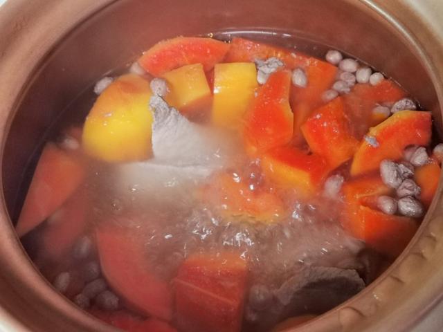 木瓜汤最简单的做法,木瓜怎么煲汤最有营养(3)