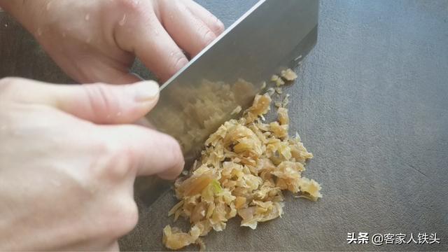 冬菜饺子的做法,冬菜馅饺子做法(4)