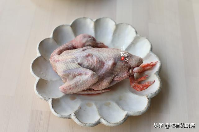 隔水炖盅鸽子汤的做法,电炖锅炖鸽子汤好吃吗(3)