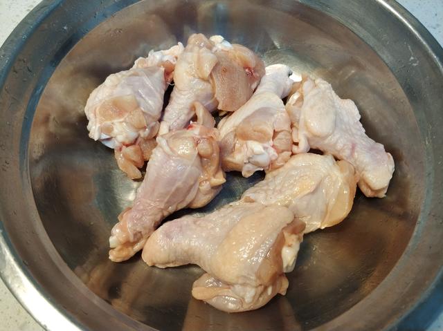 奥尔良炸鸡做法不裹粉,正宗奥尔良炸鸡做法(2)