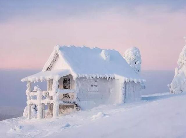 北方水泥房顶下雪用扫雪吗,玻璃钢的房顶下雪用扫吗(1)