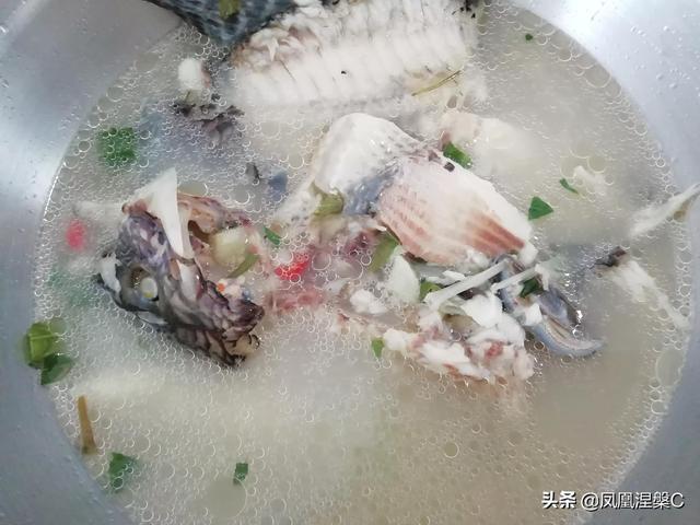 清炖罗非鱼怎么做好吃,清炖罗非鱼的做法大全(2)