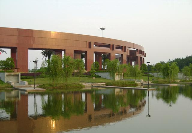 华东交通大学最新排名,华东交通大学在全国的口碑(1)