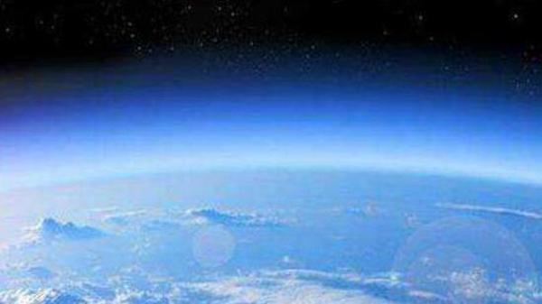 地球大气层厚度有多少公里,6000公里高度是什么概念(2)