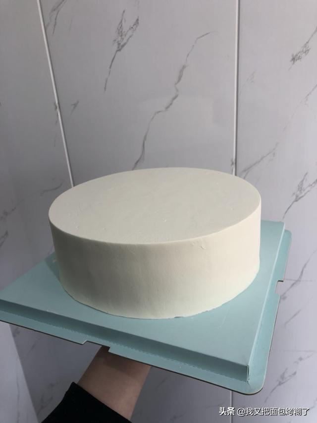 蛋糕抹面一刀收的技巧和手法,蛋糕抹面五种实用技巧(2)