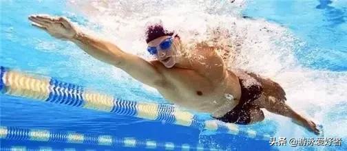 自由泳怎样做到呼吸顺畅又不累,自由泳呼吸怎么才能长期游不累(3)