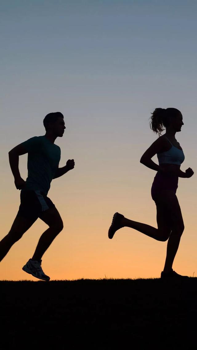 每天坚持跑步一个月能瘦多少,跑步一个月容貌变化图(2)
