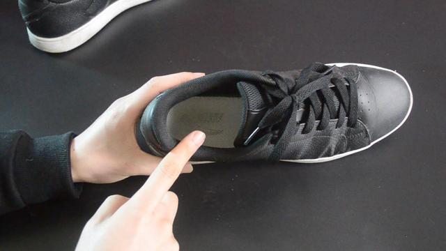 运动鞋太臭了怎么洗干净,运动鞋刷完后特别臭(2)