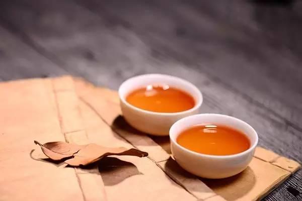长期喝红茶对血压有什么影响,喝红茶对血压高人有什么利与害(2)