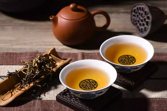 吃茶叶上瘾是怎么回事,女人长期吃干茶叶好吗(4)