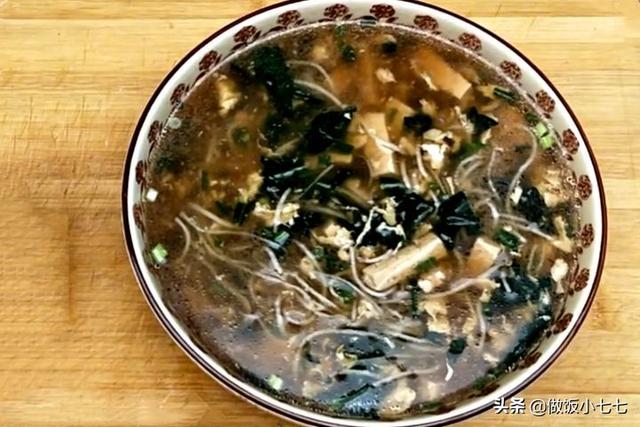 粉条豆腐汤怎么做最简单的,豆腐粉条汤怎么做好吃又简单视频(6)