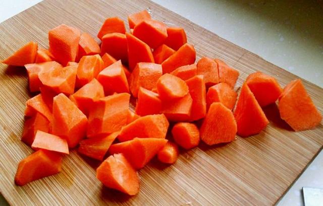 吃红胡萝卜叶子的禁忌,胡萝卜叶子和什么相克(4)