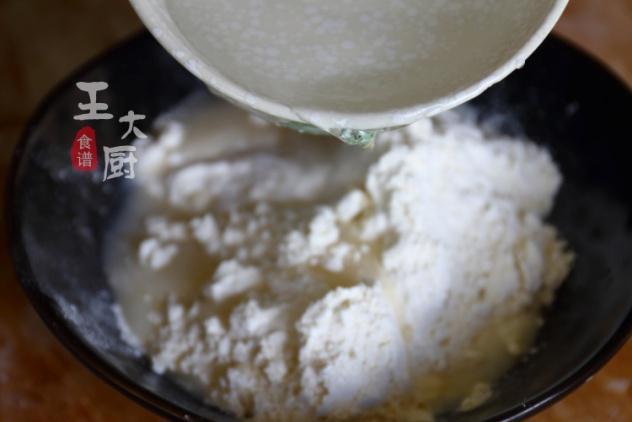 饺子皮卷火腿肠,火腿肠能做饺子皮吗(3)