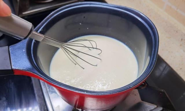 家里最简单的牛奶冰棍做法,简单的牛奶冰棍做法图解(4)