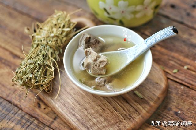溪黄草煲汤最佳搭配,长期喝溪黄草茶好不好(1)