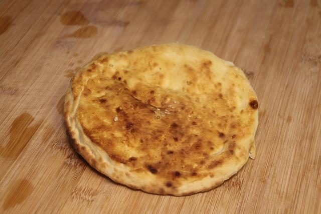 豆芽蒜苔炒饼丝的家常做法,豆芽蒜苔炒饼的做法大全(1)