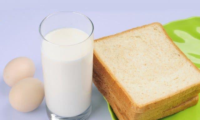 什么牌子的酸奶适合减肥喝,最适合减肥人士喝的几款酸奶(6)