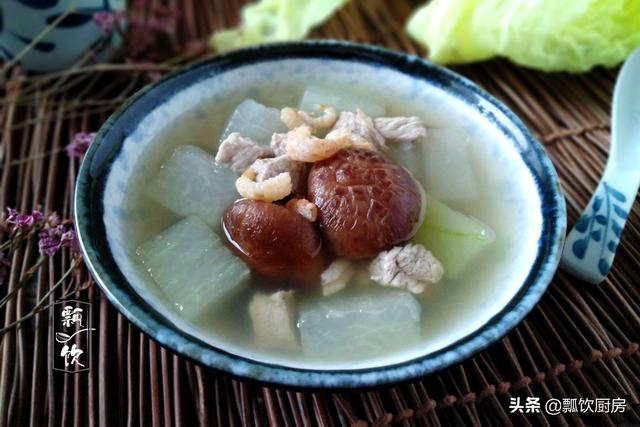 清炖冬瓜猪蹄汤的做法,冬瓜炖猪脚汤怎么炖好吃(2)