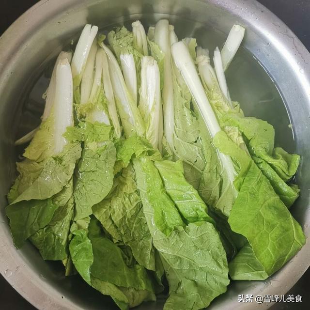 小白菜韭菜素馅怎么做好吃,圆白菜韭菜素馅怎么调好吃(3)