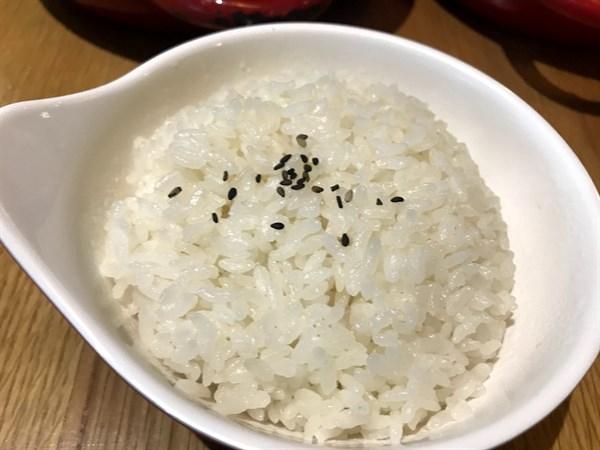 剩米饭怎样加热像新蒸的一样,剩米饭怎样加热成新的(1)