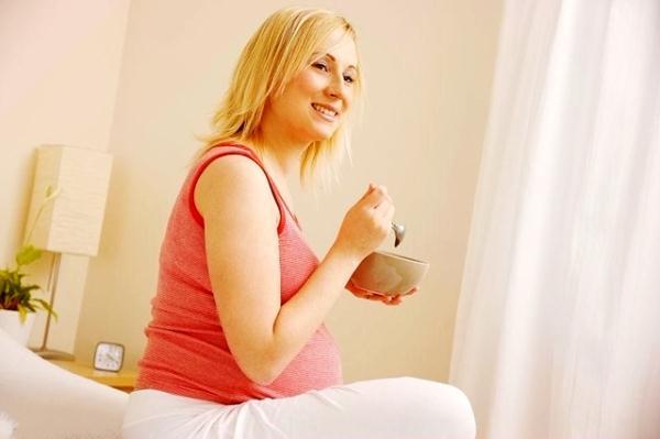 孕妇吃一桶泡面的危害,*1-3个月注意事项(3)