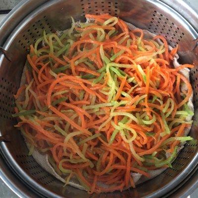 萝卜蒸菜的家常做法,蒸青萝卜丝蒸菜的做法(10)