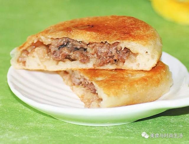 郝大厨牛肉馅饼的做法,油酥牛肉馅饼的家常做法(1)