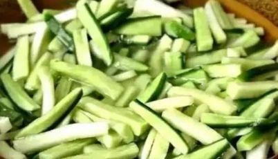 秋季绿色萝卜的腌制方法,十五种萝卜的腌制方法(3)
