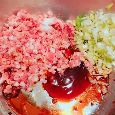 猪肉香芹木耳馅水饺的做法,香芹馅素饺子的做法(2)