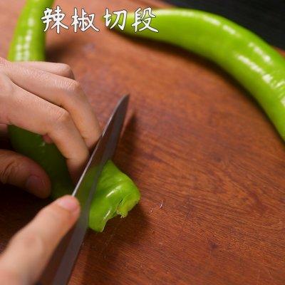 干豆腐炒大辣椒做法,干豆腐炒辣椒的家常做法大全(3)