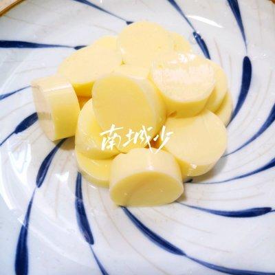 玉菇豆腐汤的家常做法,鲜菇豆腐汤最简单的做法(3)