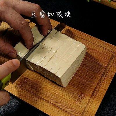黄煎豆腐正宗做法,油煎豆腐最简单的做法(2)