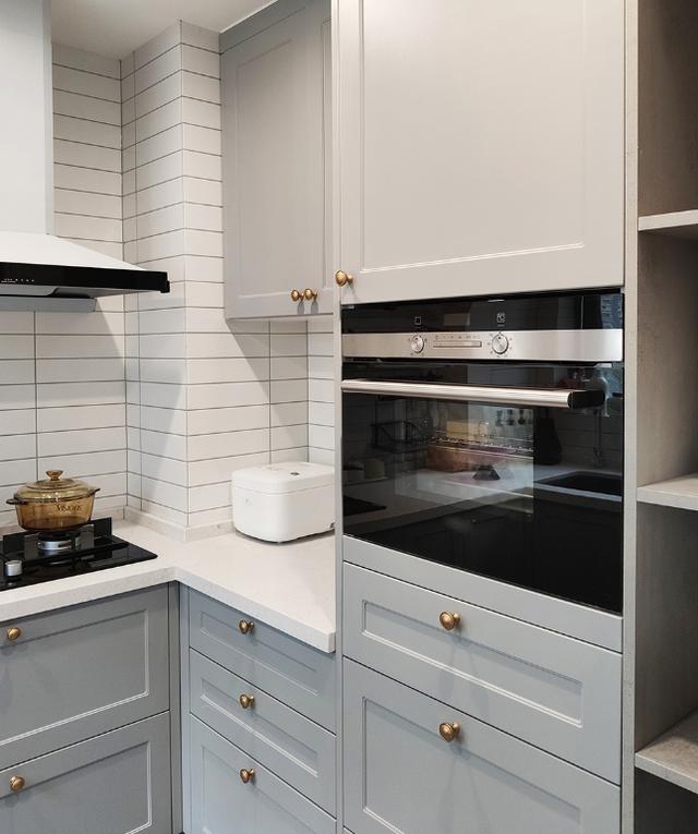 厨房窄空间怎么利用,厨房面积小怎么完美利用空间(2)