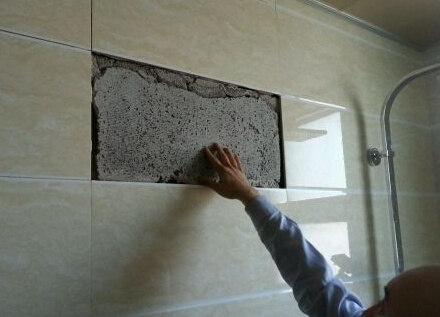 卫生间瓷砖脱落怎么补救好看,瓷砖为什么会脱落(2)