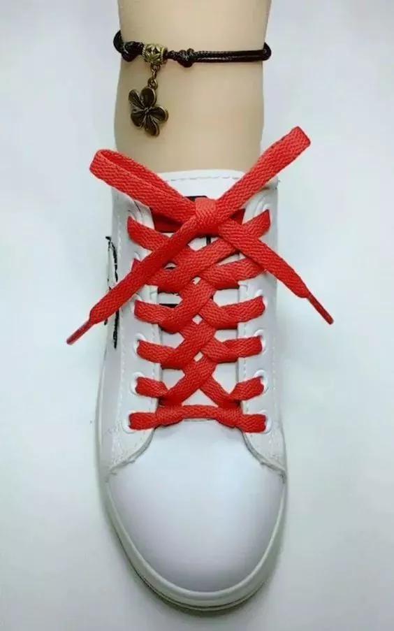运动鞋鞋带上的花样系法,运动鞋鞋带系法大全简单图解(2)