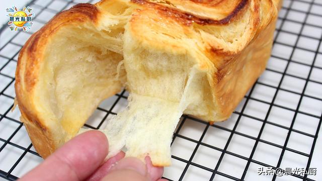 丹麦手撕吐司面包手工开酥教程,丹麦面包手工开酥教程(3)
