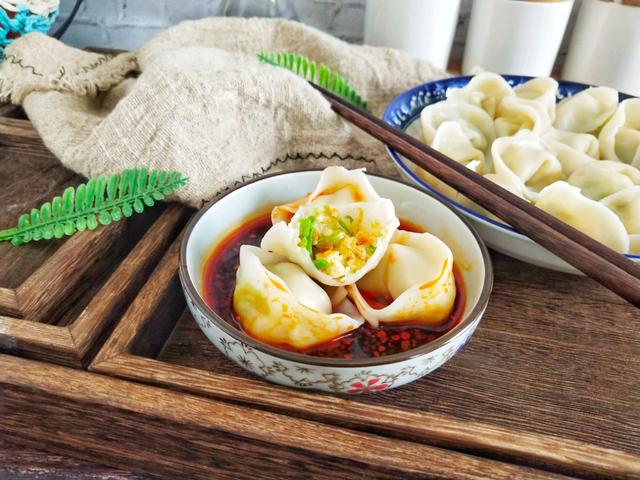 葫芦瓜鸡蛋馅素饺子的做法,葫芦馅猪肉饺子的做法大全(1)