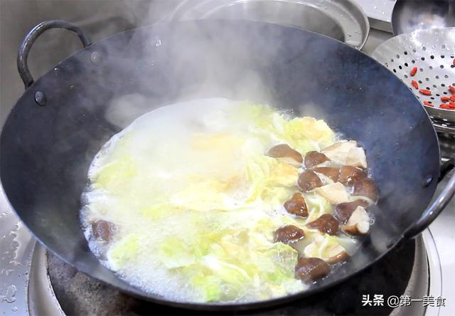 香菇蛋花汤的做法大全家常,香菇瘦肉蛋汤的做法大全(8)
