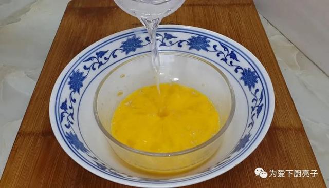 油炸酥的最简单做法,油炸酥的制作方法(2)