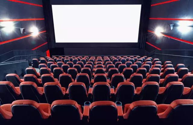 电影院座椅前排与后排距离,电影院坐前排好还是坐后排好(3)