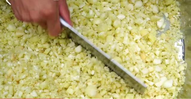 玉米杆怎么做最好吃,软玉米秆配什么好吃(4)