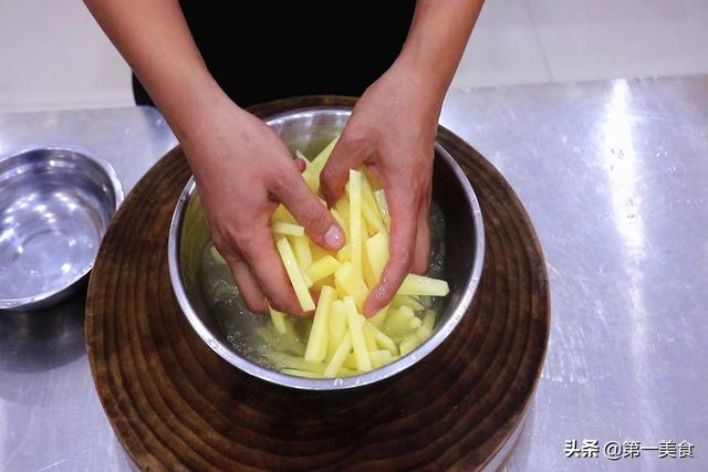 在家里薯条怎么做,家庭薯条制作(3)