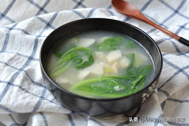 猪肚菇煮鱼汤做法,猪肚菇怎么做汤好吃(4)