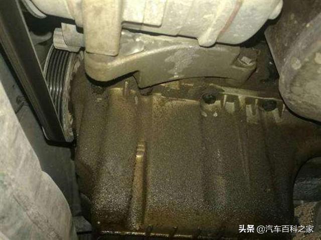 发动机漏机油换哪里,发动机漏机油比较严重怎么处理(2)