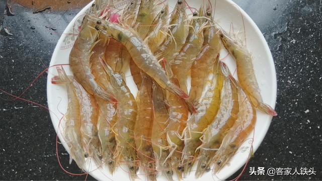 鱿鱼大虾最好吃的做法,鱿鱼大虾做法图解(1)